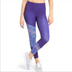 Athleta Asym Camo Sonar 7/8 Tights